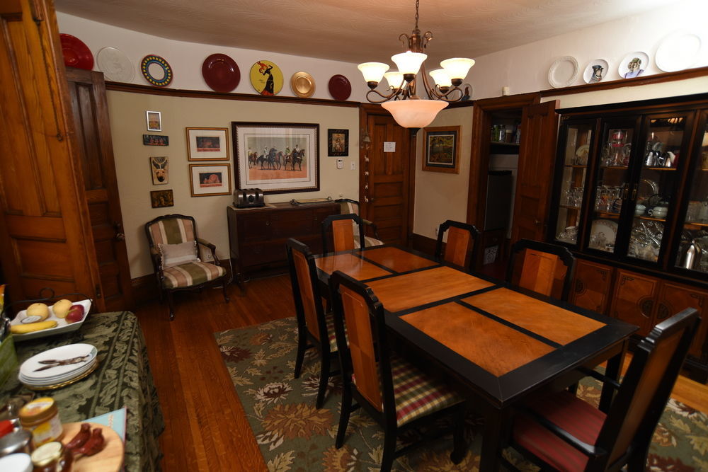 Elliott House Bed & Breakfast 토론토 외부 사진